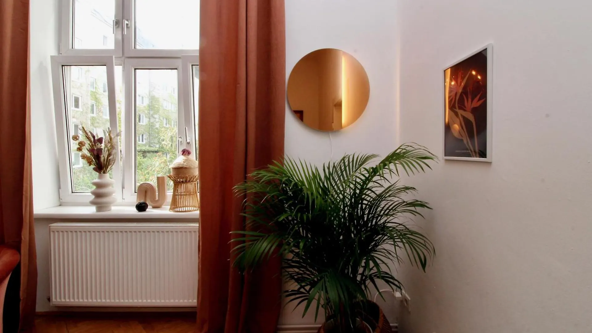 Romantic Urban Living Viena